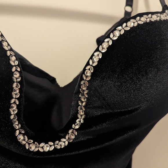 🖤 Victoria's Secret Black Bodysuit 🖤 - Picture 2 of 8